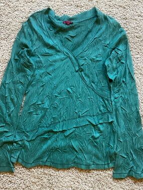 Komarov Teal Crinkle V-Neck Long Sleeve Top - Deep Teal